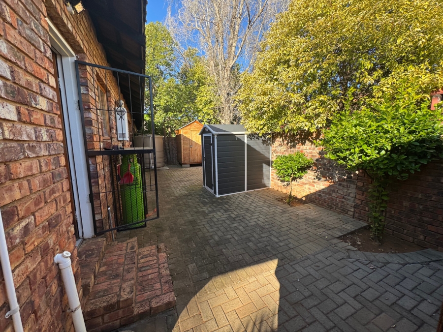 3 Bedroom Property for Sale in Langenhovenpark Free State